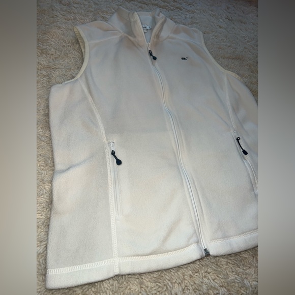 Vineyard Vines White Vest - Picture 1 of 4
